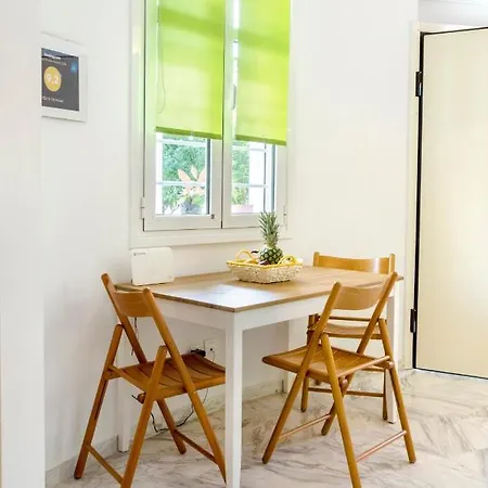 Garden House Palaio Faliro Apartament *