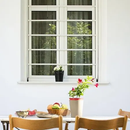 Garden House Palaio Faliro