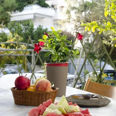 Garden House Palaio Faliro *