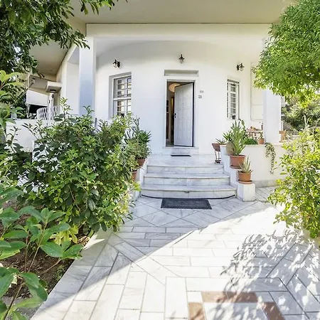 Garden House Palaio Faliro * Atena