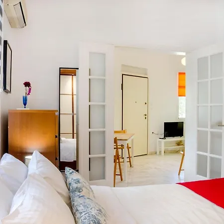 Garden House Palaio Faliro